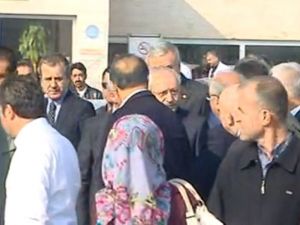 Kılıçdaroğlu, Baykal’ı Ziyaret Etti