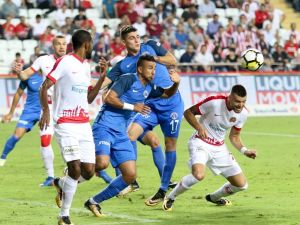 İlk Yarıda 2 Gol Var