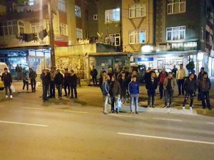 Yayaya Çarpan Sürücüye Mahalleliden Meydan Dayağı