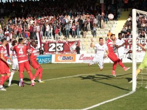 4 Gollü Maçta Kazanan Yok