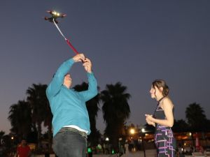 Sürpriz Evlilik Teklifinde Yüzük Drone İle Gökyüzünden Geldi