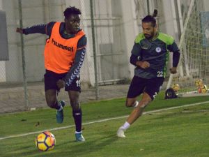 Atiker Konyaspor’da, Osmanlıspor Mesaisi Başladı