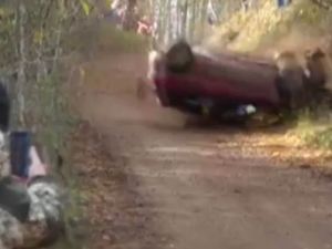 Ralli Sırasında Faciadan Dönüldü: O Anlar Kamerada