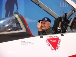 Başbakan Yıldırım, Savaş Uçağı Kokpitinde