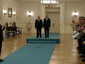 Yıldırım, İbadi’yi Resmi Törenle Karşıladı