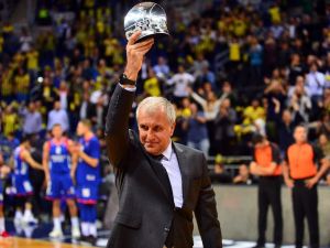 Yılın Koçu Ödülü Obradovic’in