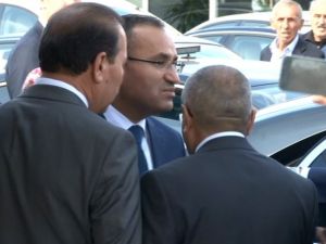 Bekir Bozdağ Deniz Baykal’ı Ziyaret Etti