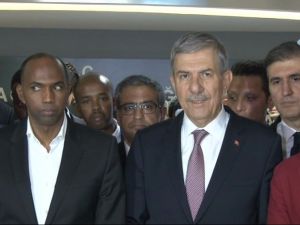 Bakan Demircan’dan Somalili Yaralılara Ziyaret