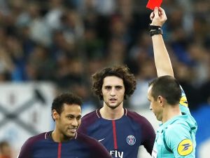 Neymar’a 2 Maç Ceza