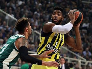 Fenerbahçe Son Saniyede Yıkıldı