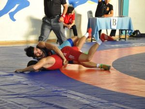 A Milli Güreş Takımı Balkan Şampiyonu Oldu