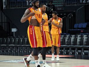 Galatasaray’ın Basketbol Derbilerinde Yüzü Gülmedi