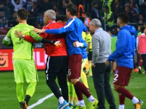Süper Lig: Trabzonspor: 2 - Galatasaray: 1 (Maç Sonucu)