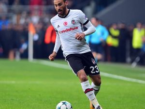 Cenk Tosun Tarihe Geçti