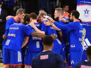 Anadolu Efes İlk Galibiyet İçin Unicaja Malaga Karşısında
