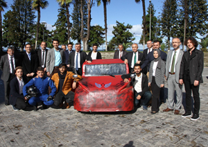 RTEÜ Öğrencileri Elektromobil Araç Üretti