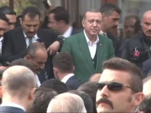 Cumhurbaşkanı Erdoğan Cuma Namazını Manisa’da Kıldı