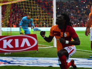 Gomis, Gol Krallığında Jahovic’i Yakaladı
