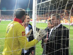 Göztepe-beşiktaş Maçında İlginç Olay