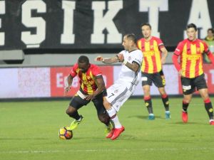 Kartal İzmir’de Uçtu