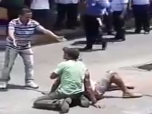 Bir Kişiyi Rehin Alan Hırsıza Linç Girişimi