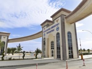 Yurttaki Panik Sınavları Erteletti