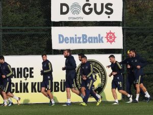 Fenerbahçe Aykut Kocaman Yönetiminde Çalıştı