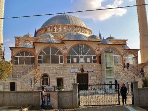 Engelliler İçin Camilere Asansör