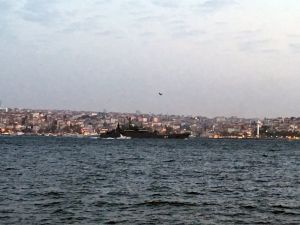 Rus Savaş Gemisi Boğaz’dan Geçti