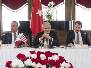 Başbakan Yıldırım Kanaat Önderleriyle Bir Araya Geldi