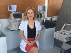 Göz Kapaklarınızı Silerken Dikkat