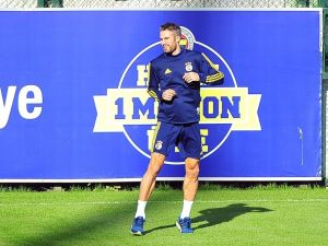 Liste Başı Robin Van Persie