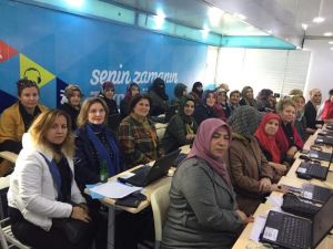 Kadınlara Teknoloji Eğitimi