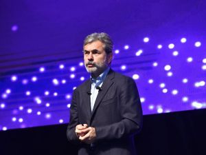 Aykut Kocaman Futbolun Bilimden Faydalandığını Vurguladı