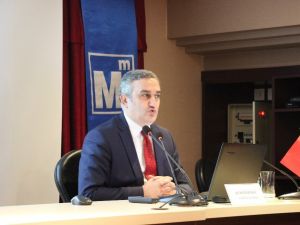 Artvin’de ’Yerel Yönetimlerde Sosyal Medya Hukuku Eğitim Semineri’ Verildi