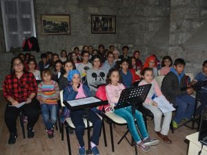 Trabzon’da Mülteci Çocuklardan Koro Oluşturuldu