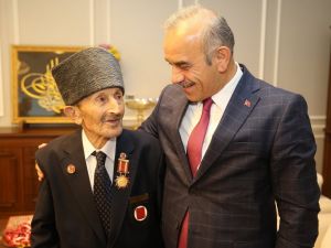65 Yıl Sonra Gelen Madalya