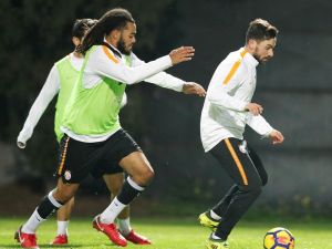 Galatasaray, Medipol Başakşehir Mesaisini Sürdürdü