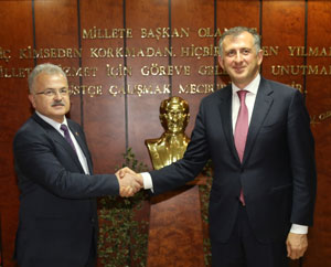 Gürcistan Acara Özerk Cumhuriyeti Hükümet Başkanı Pataradze'den Başkan Kasap'a Ziyaret