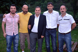 Rize'de Belediye Başkanı Futbol Takımı İçin Çay Bağışı Toplayacak