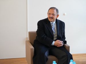 Bakan Özhaseki Köln’de