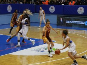 Galatasaray Kadın Baskette De Kaybetti