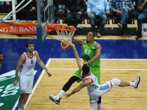 Tofaş Efes’i Devirdi