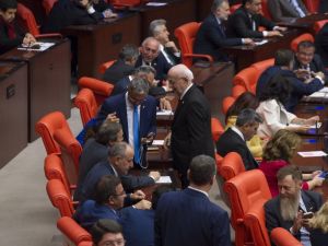 Tbmm’de Seçim Zamanı