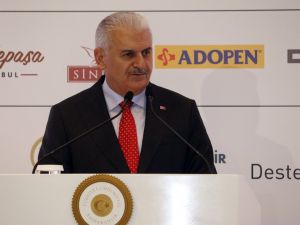 "3 Yıl İçinde Yüzde 5,5 Asgari Büyüme Hedefliyoruz"