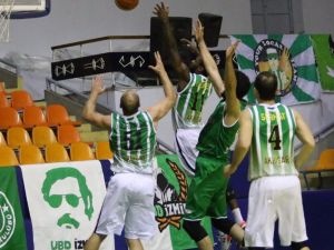 Akhisar Belediyespor Evinde Kazandı