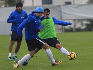 Trabzonspor, Yağmur Altında Çalıştı