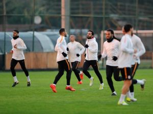 Galatasaray’da, Aytemiz Alanyaspor Mesaisi Sürdü
