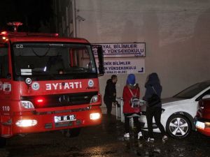 Üniversitede Yangın Paniği