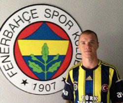 Fenerbahçe Holmen'i Rizespor'a Kiralıyor
